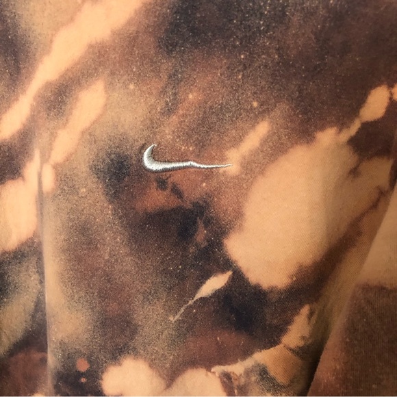 Nike Custom Bleached Shirt, Navy and Nude, Size 2XL - Picture 2 of 4